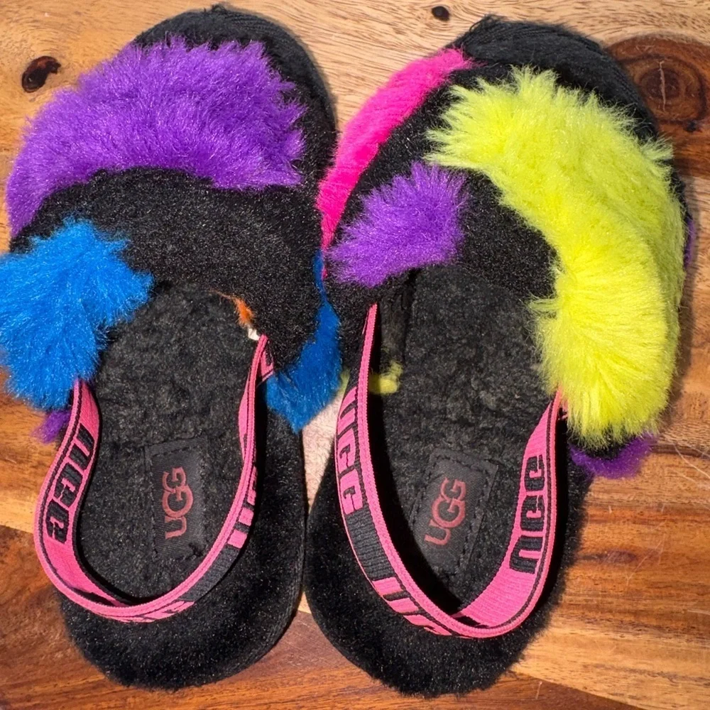 UGG Fluff Yeah Party Spots Fur Lined Slippers Sandals w/ Strap Toddlers Sz 9
